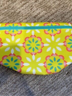 Clinique Neon Green Patterned Makeup Bag - 9” X 5.75”